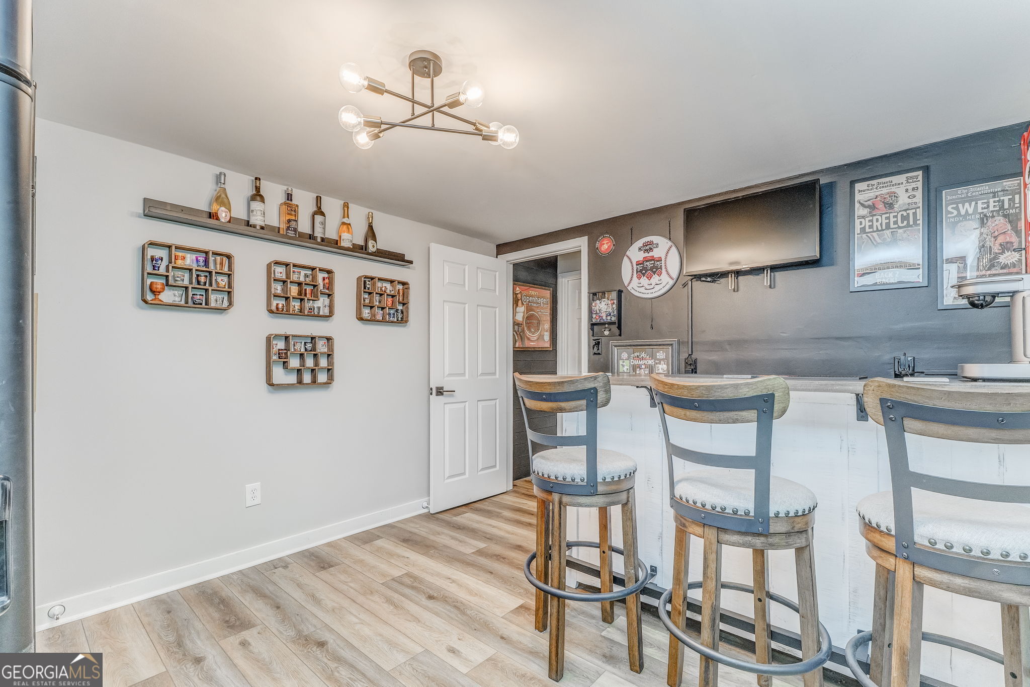 323 Schoolhouse Road Property Photo 33