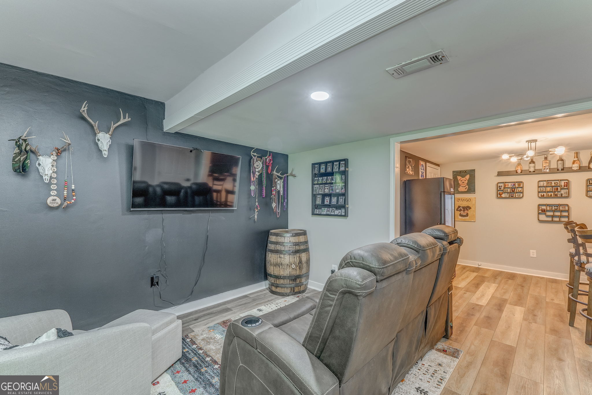 323 Schoolhouse Road Property Photo 41