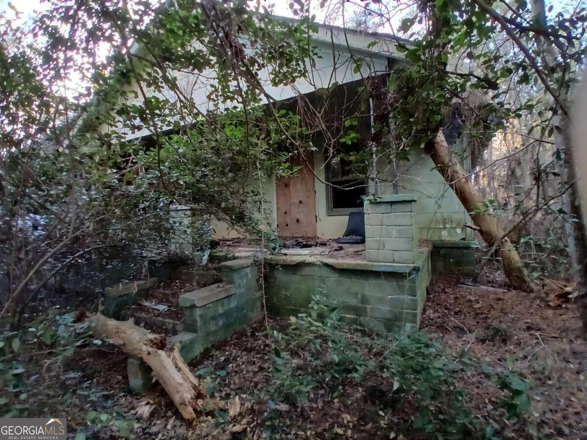 742 Campbell Road Property Photo 1