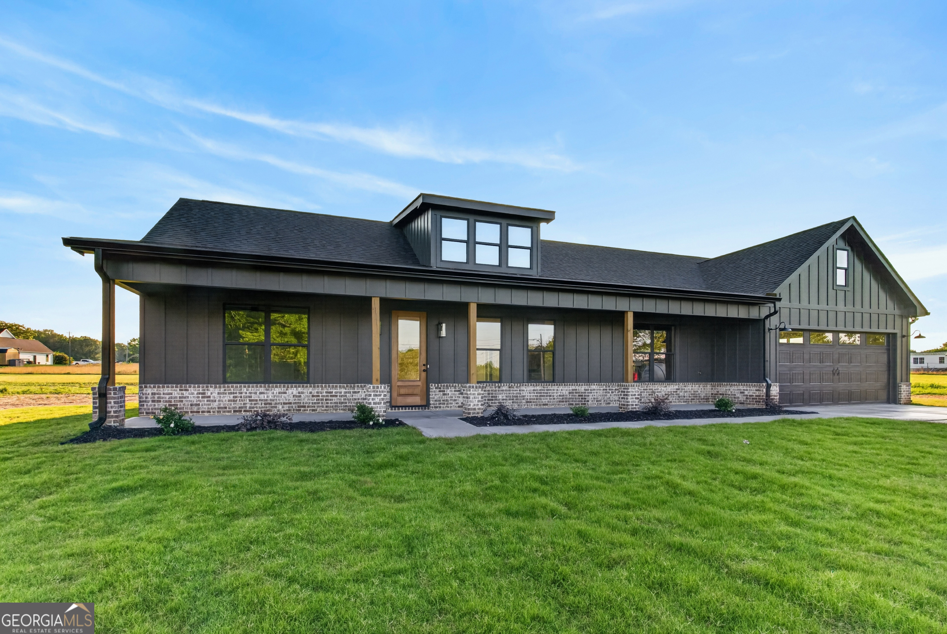 1618 Highway 113 Property Photo 1