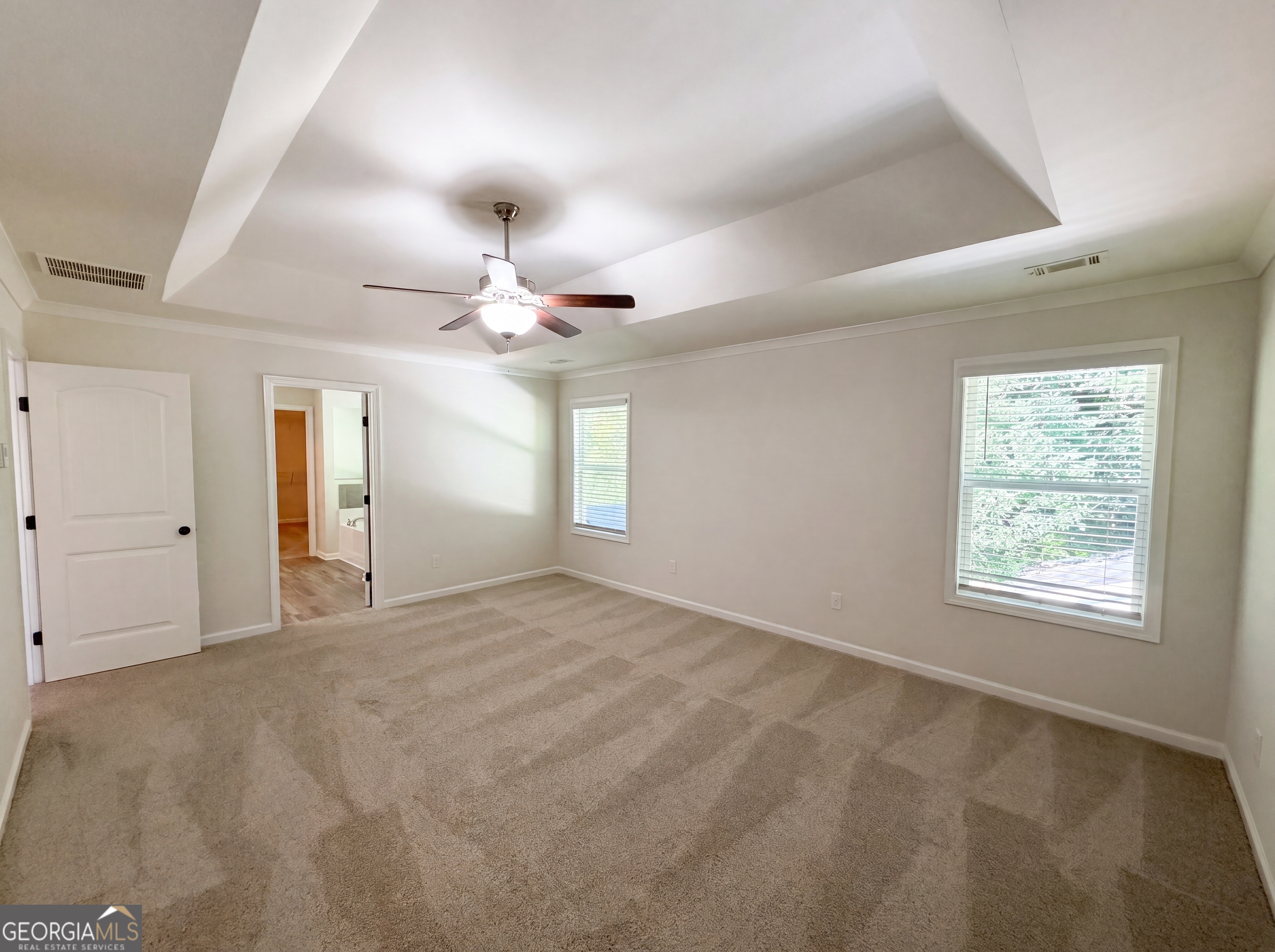 239 Stonecreek Bend Property Photo 4