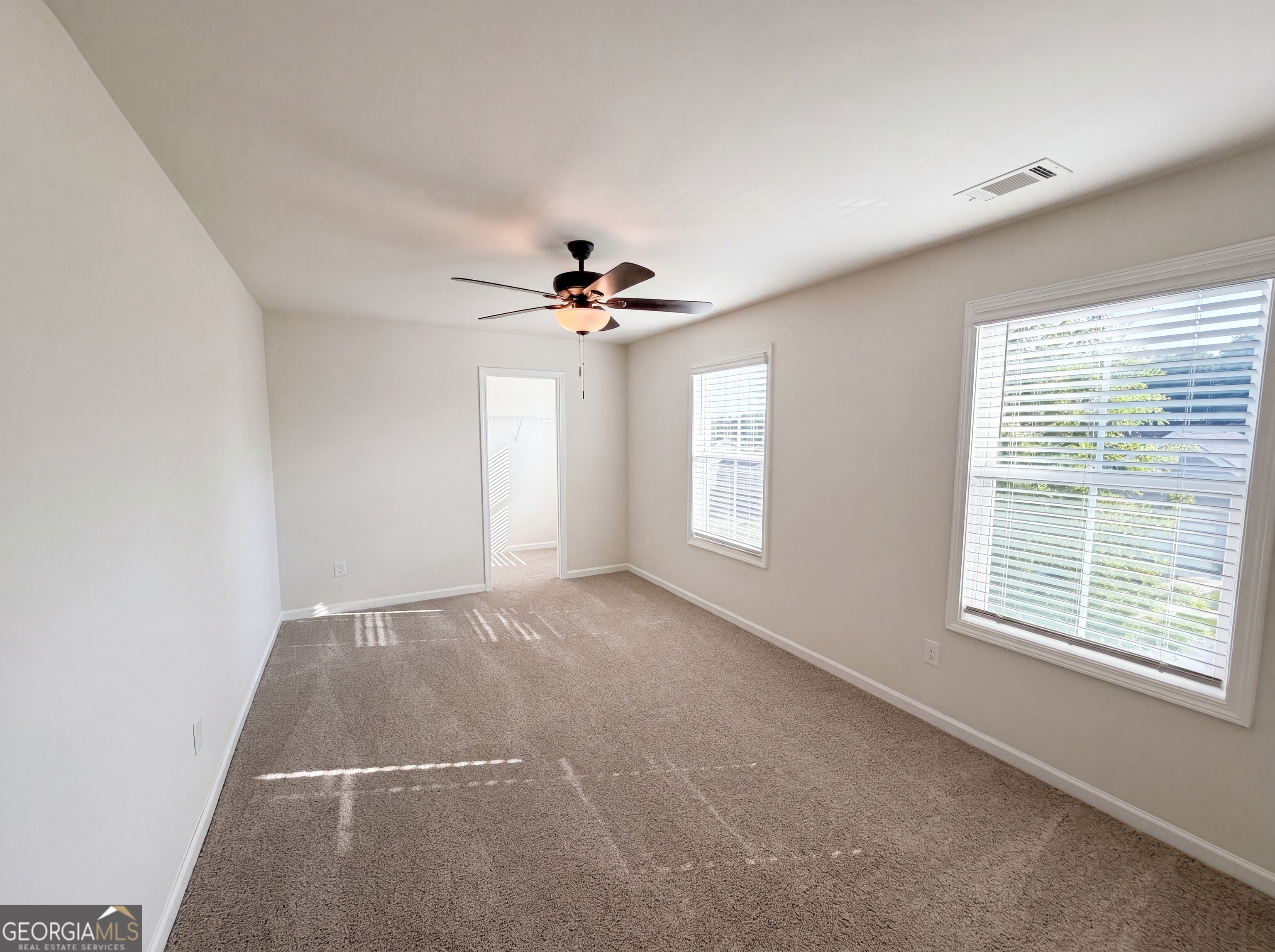 239 Stonecreek Bend Property Photo 16
