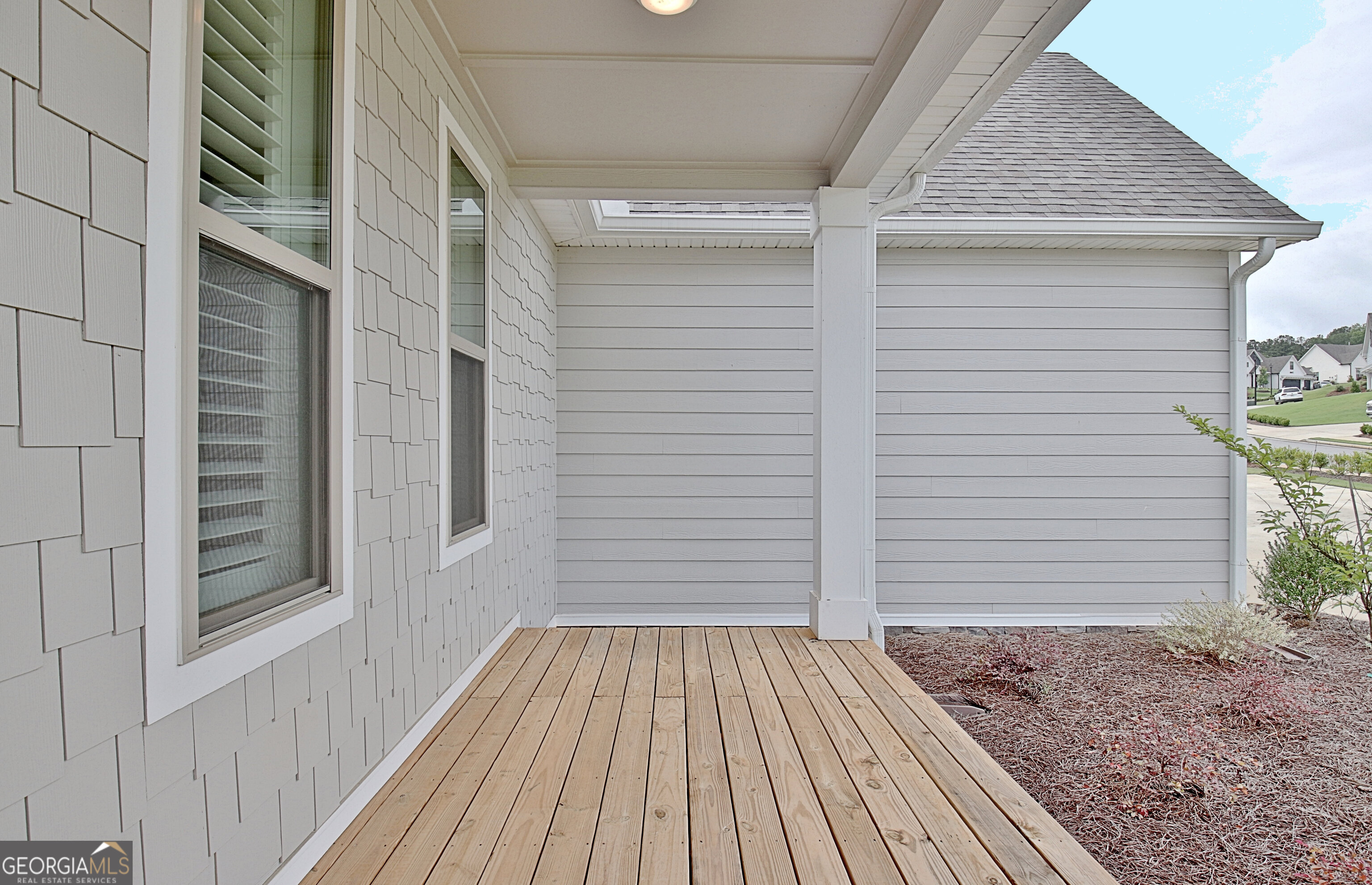 375 Werner Way Property Photo 10