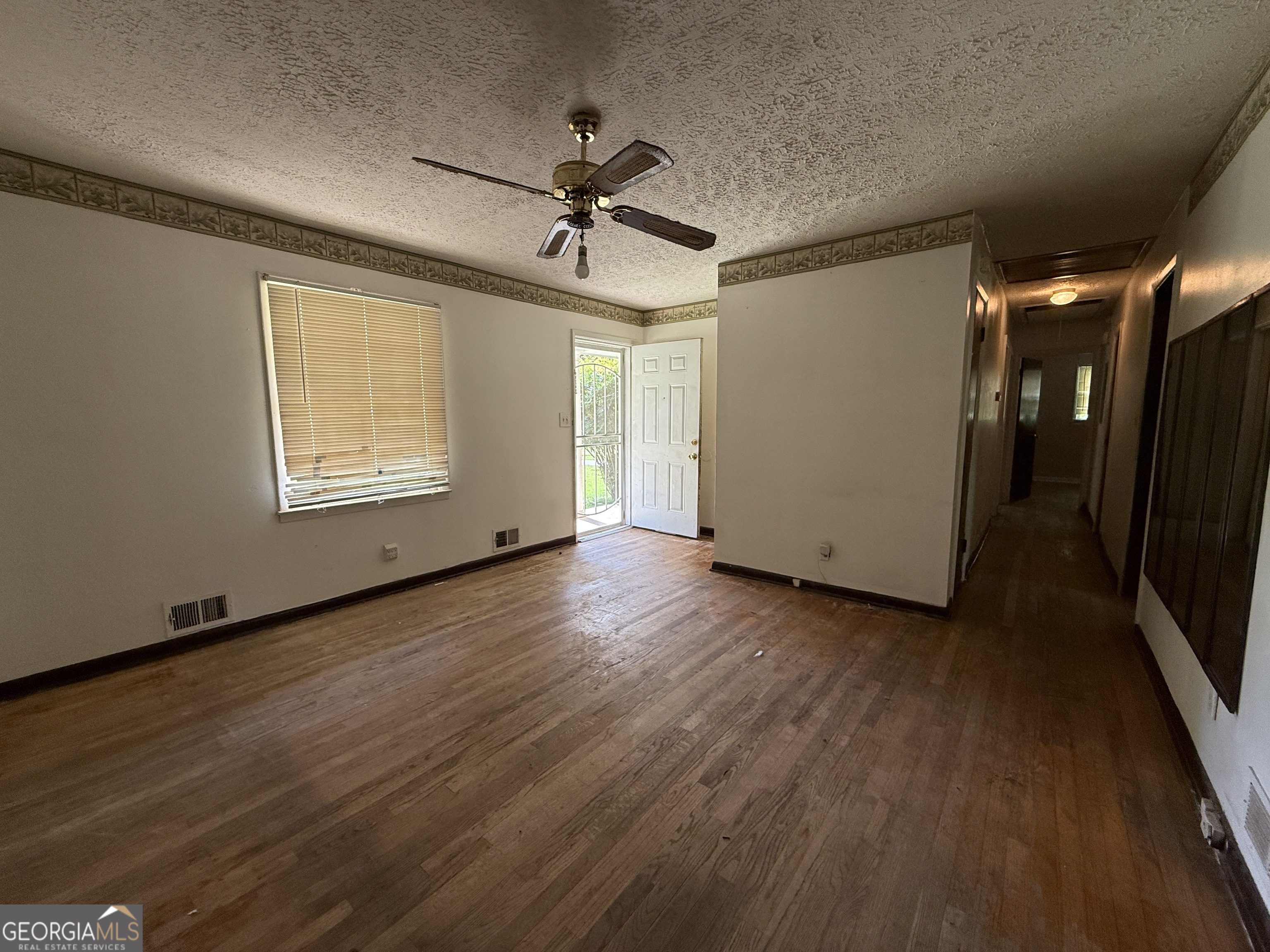 6597 King William Drive Property Photo 3