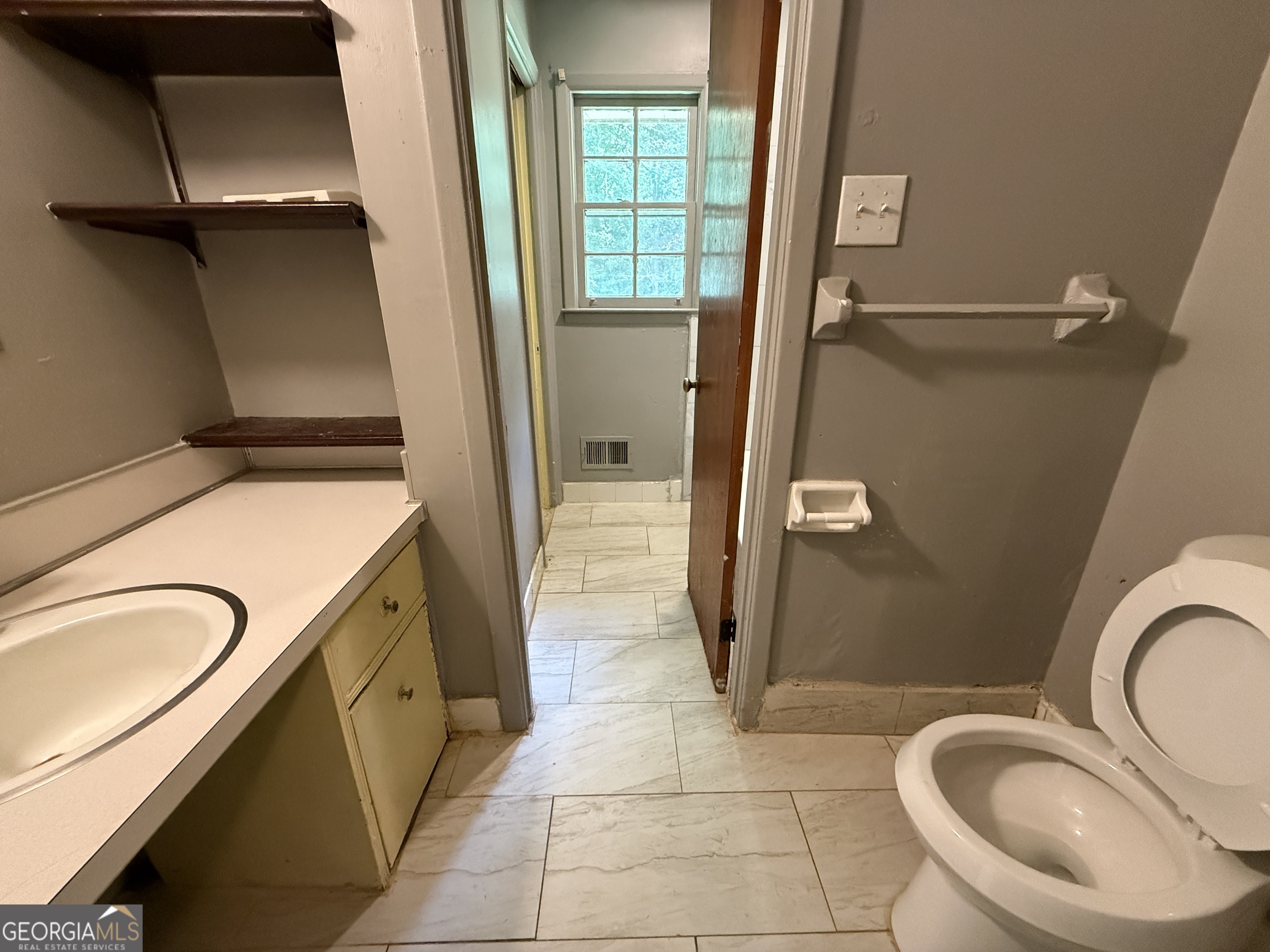 6597 King William Drive Property Photo 18