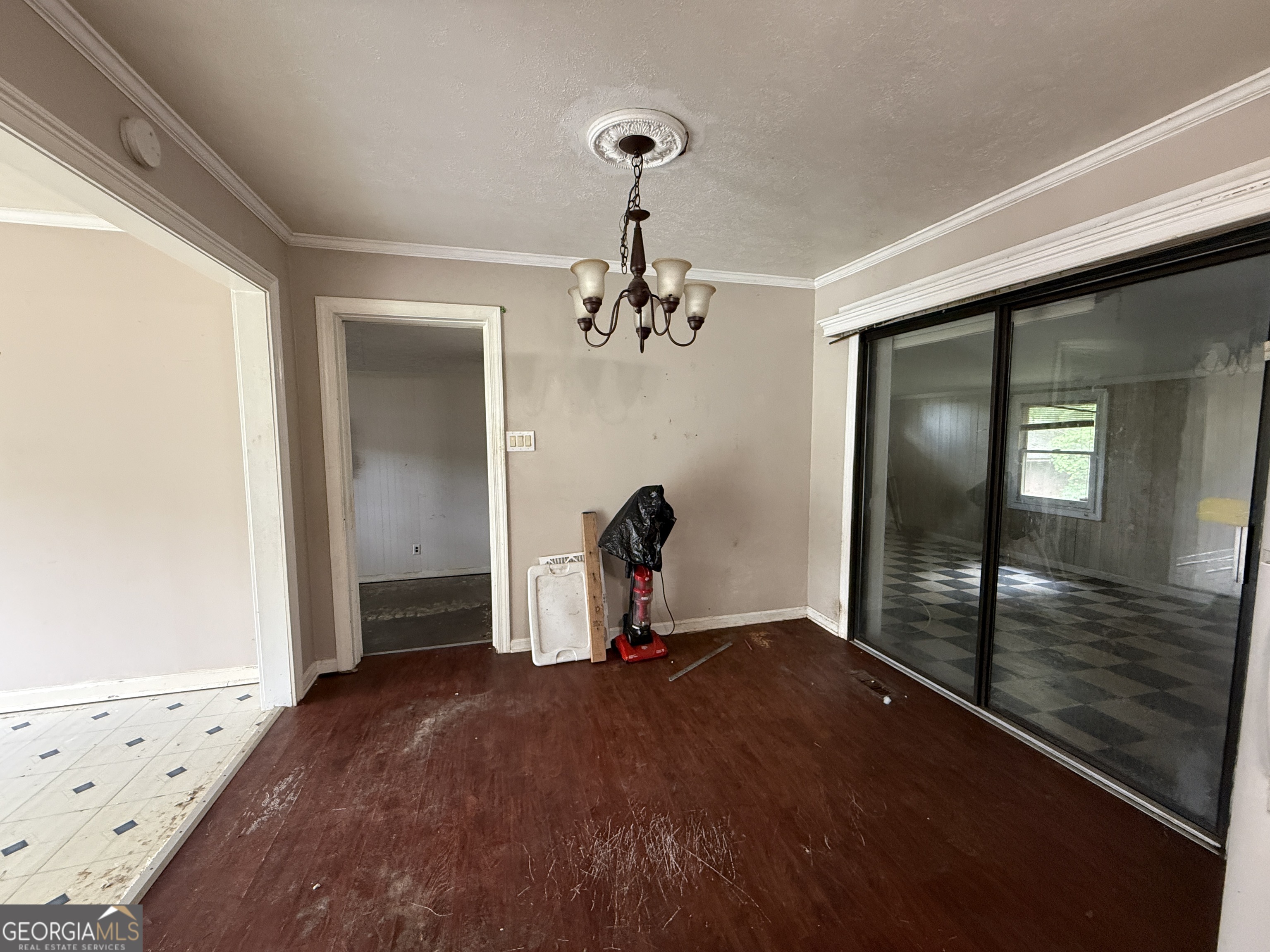 333 Windemere Way Property Photo 9