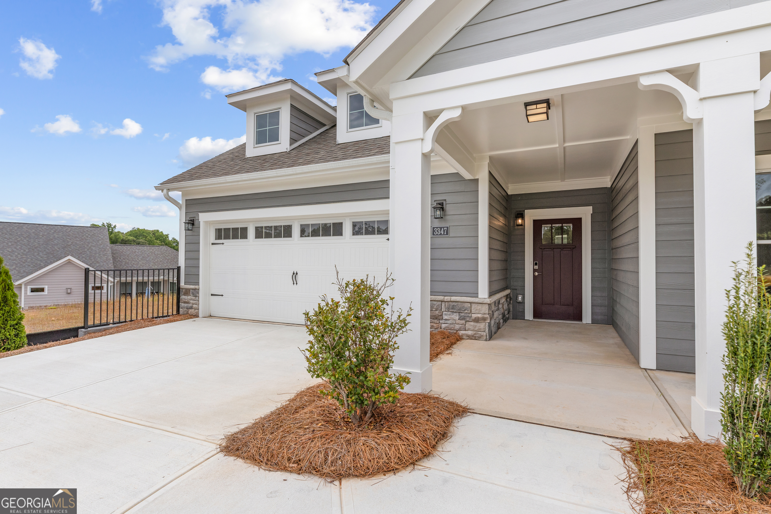 3347 Fishpond Circle Property Photo 2