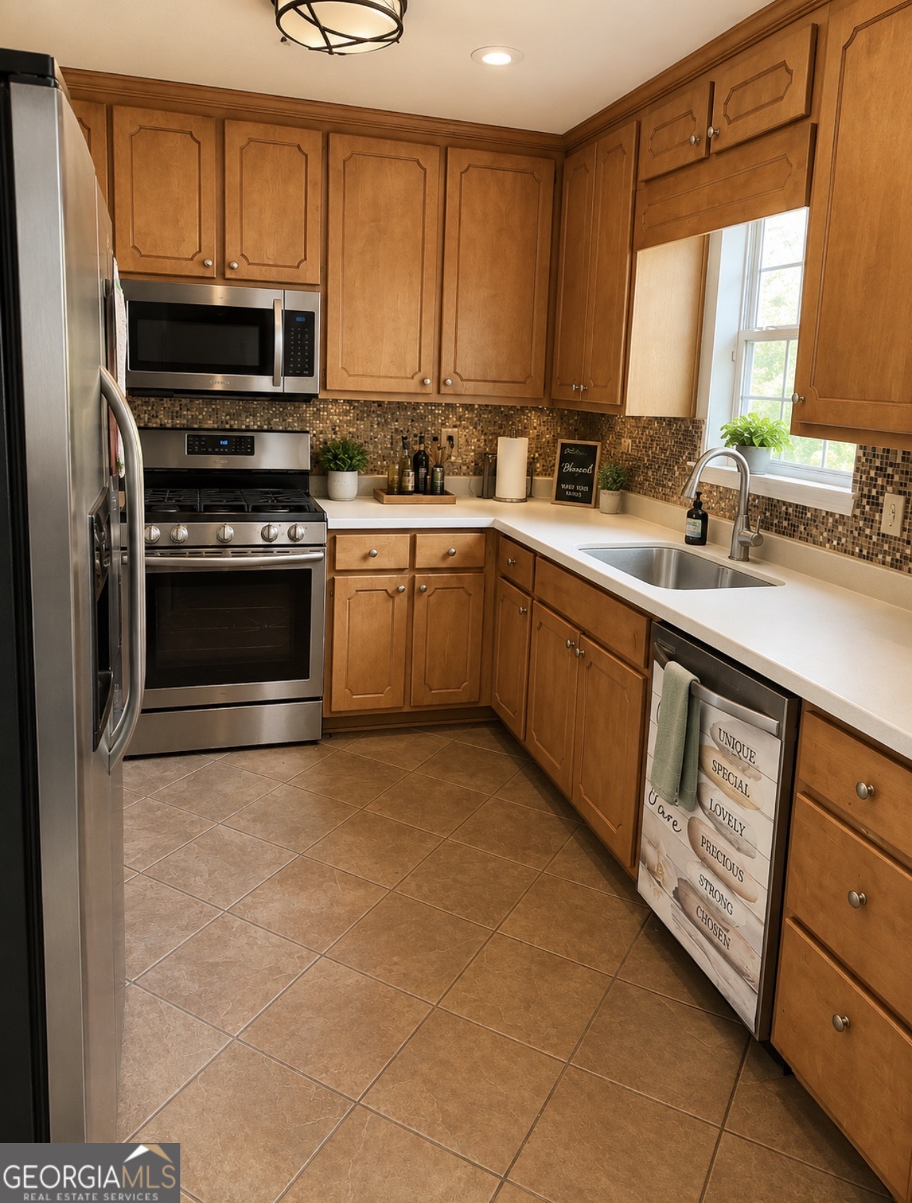 5926 Colonnade Drive Property Photo 4