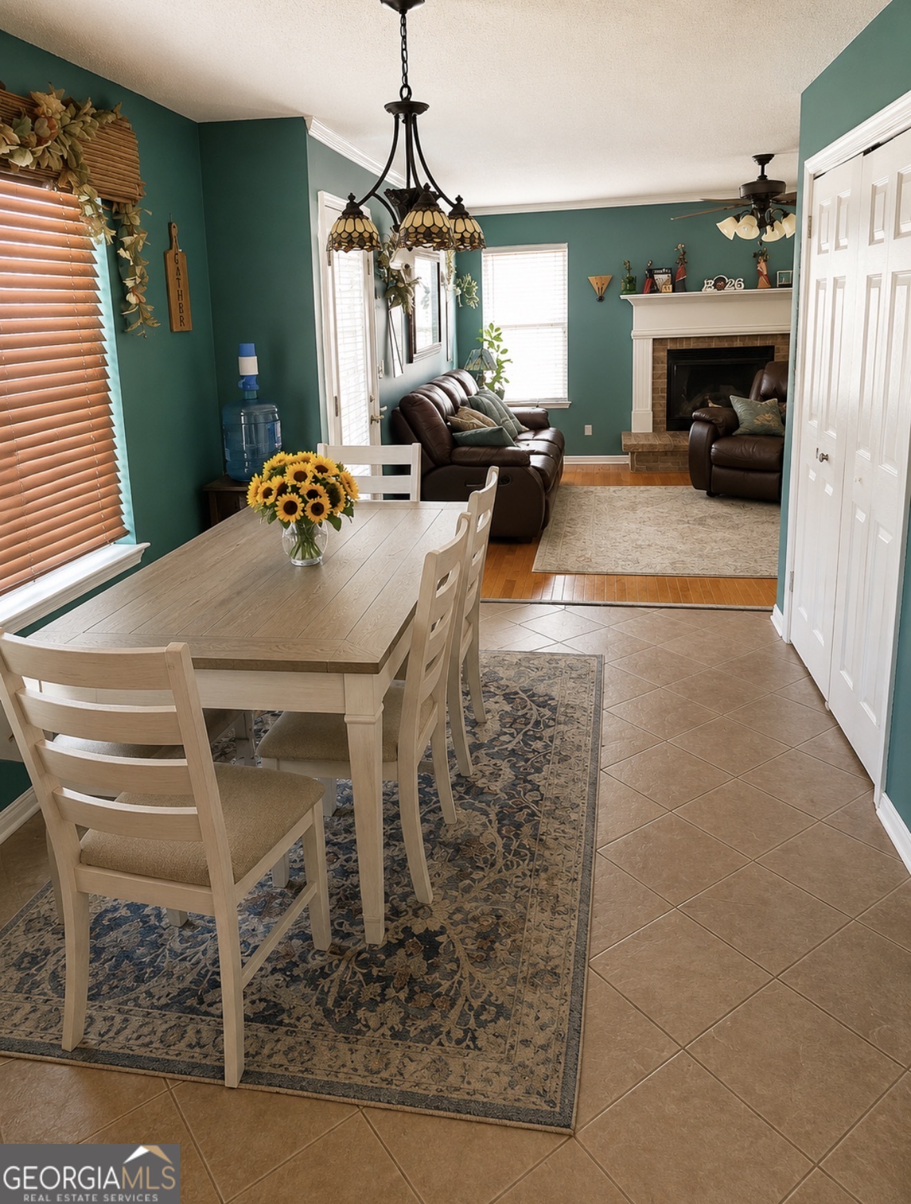 5926 Colonnade Drive Property Photo 6