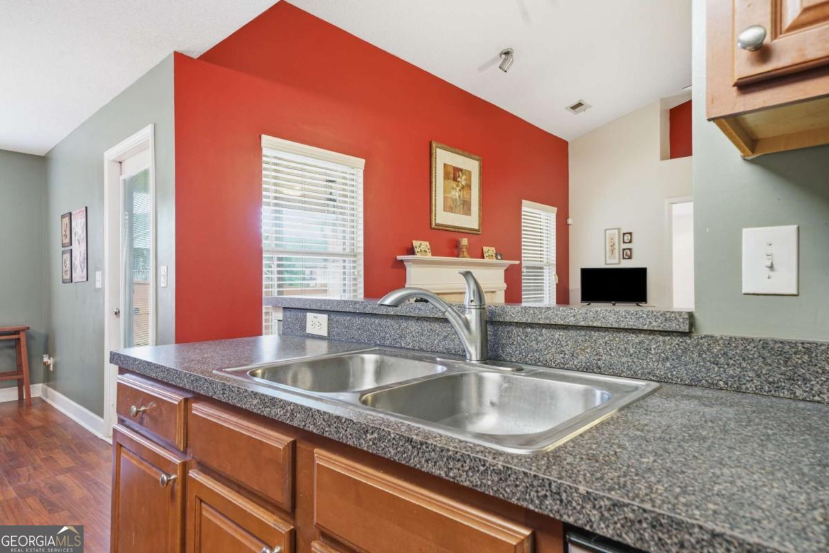 4901 Summersun Drive Property Photo 13