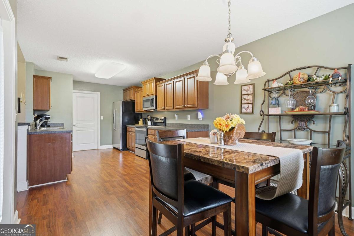 4901 Summersun Drive Property Photo 17