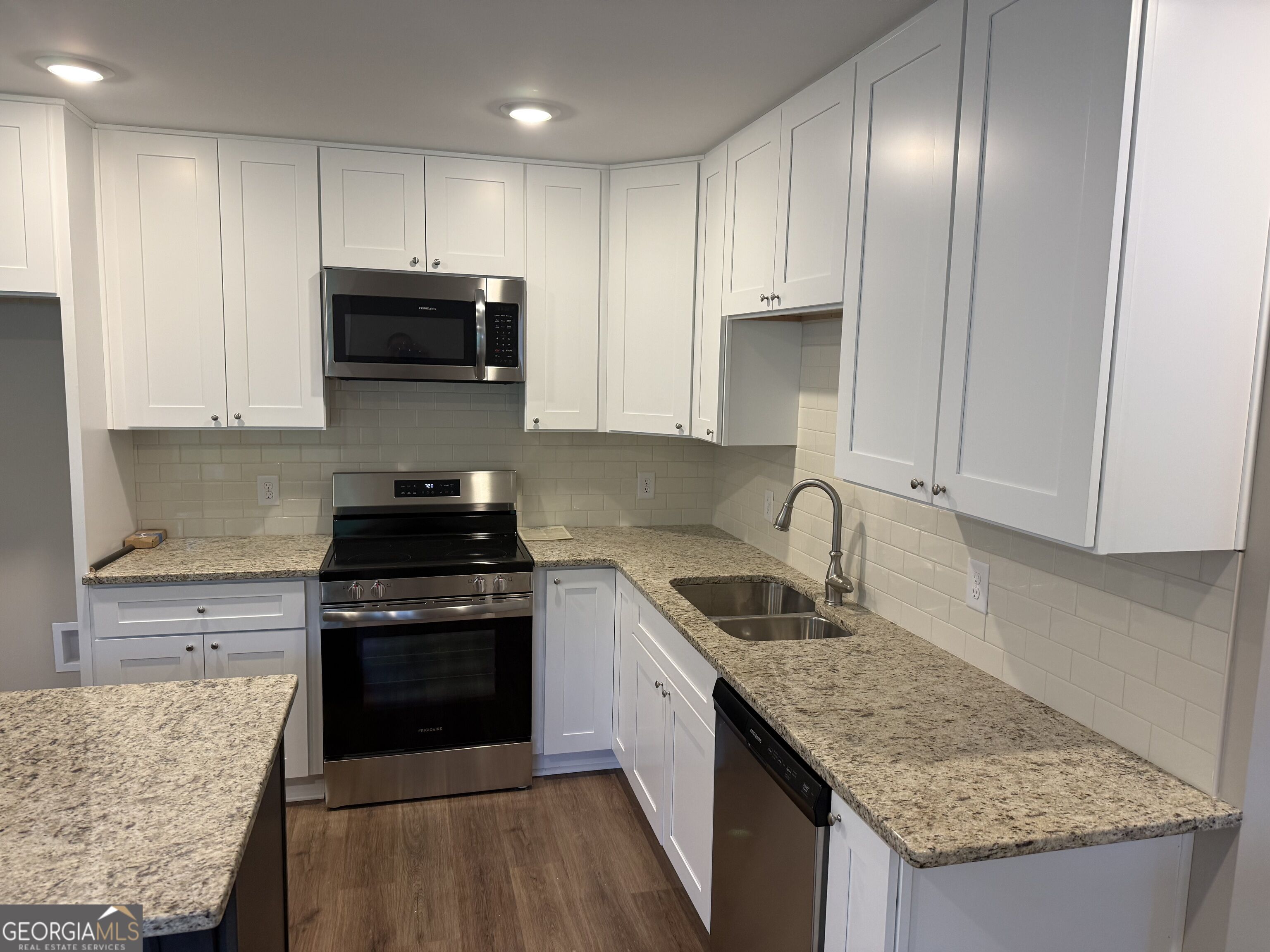 1108 7th Street Property Photo 3