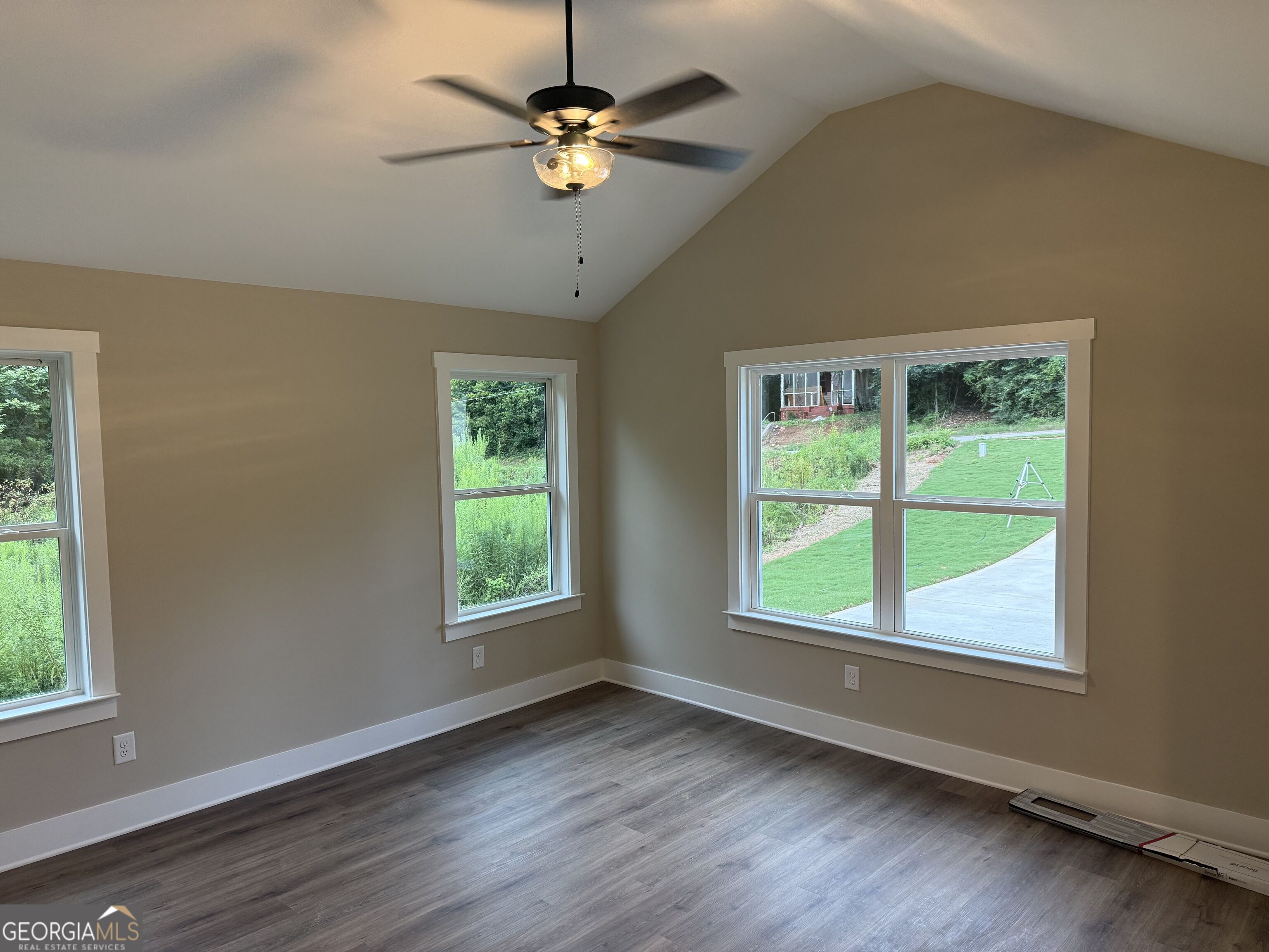 1108 7th Street Property Photo 5