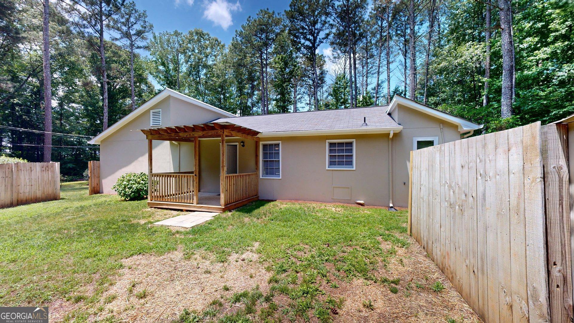 609 Woodrow Kay Road Property Photo 4