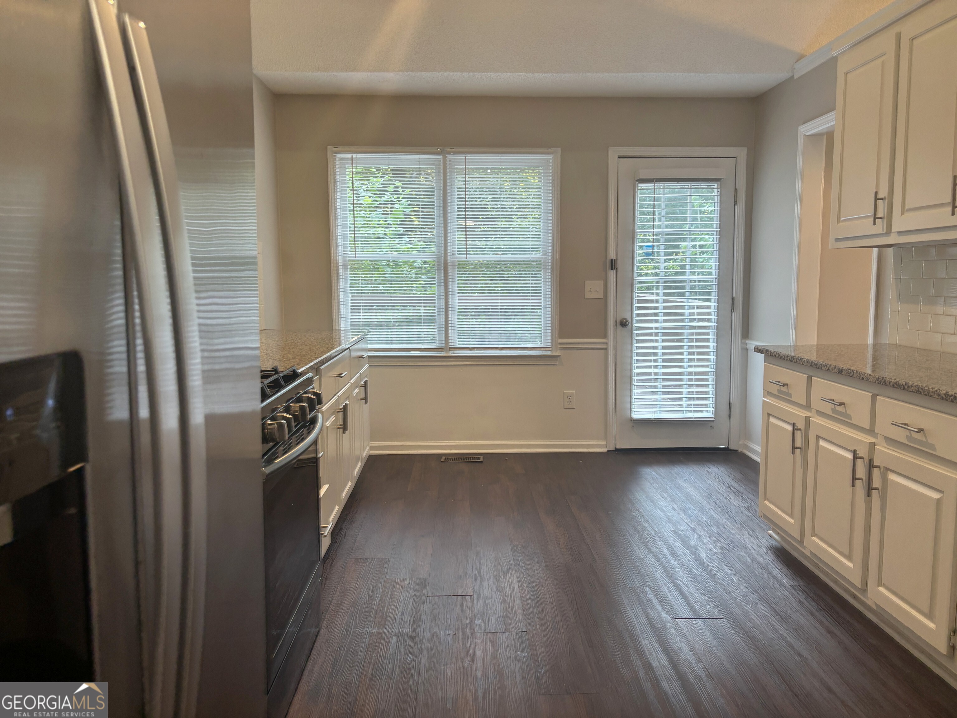 7035 Wynfield Drive Property Photo 6