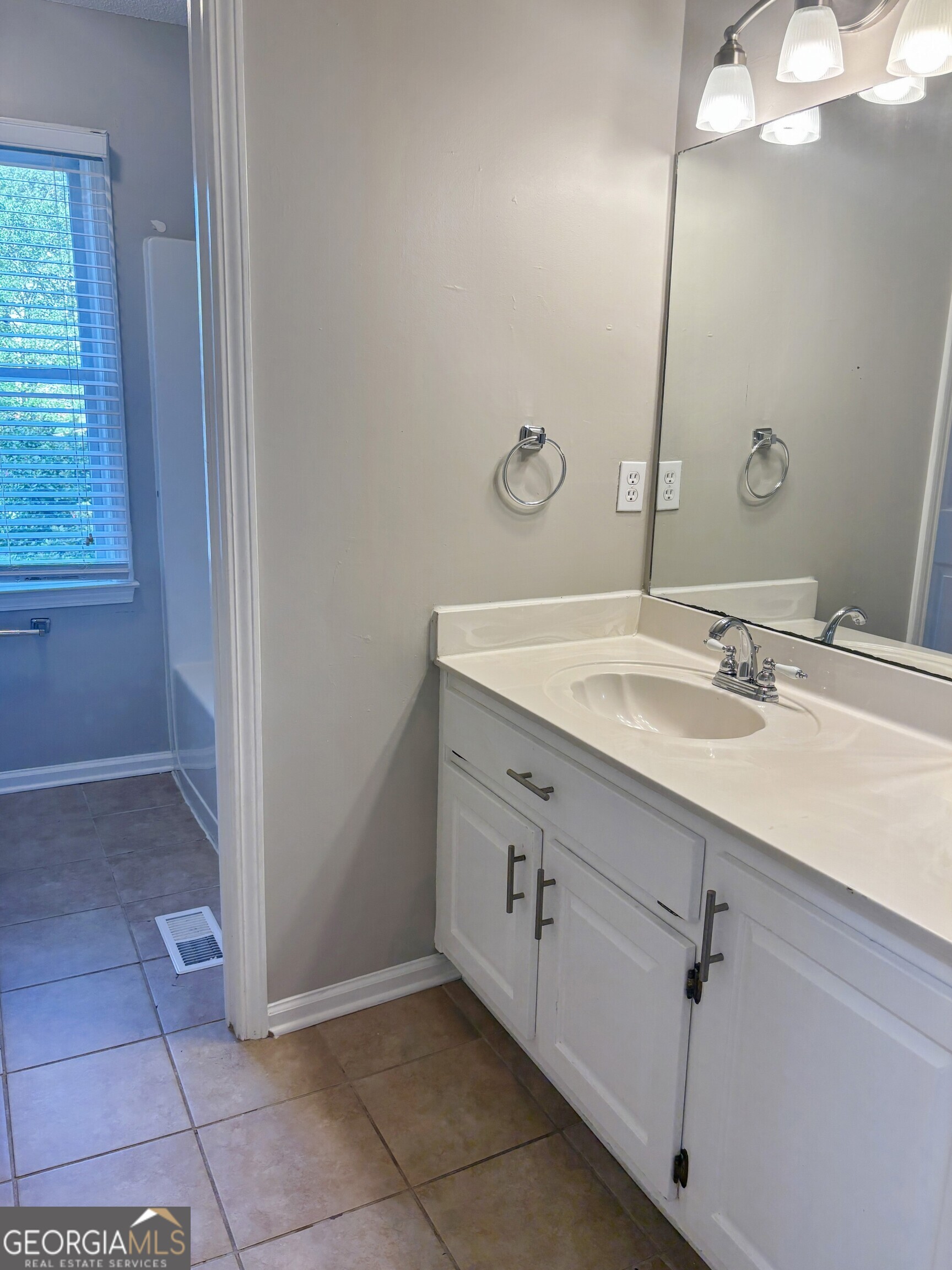 7035 Wynfield Drive Property Photo 16