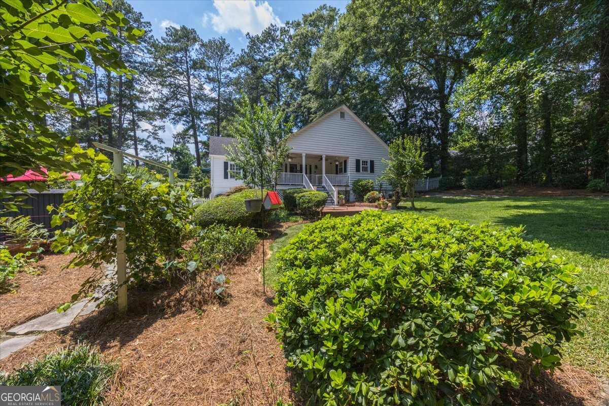 425 Ashley Place Property Photo 39