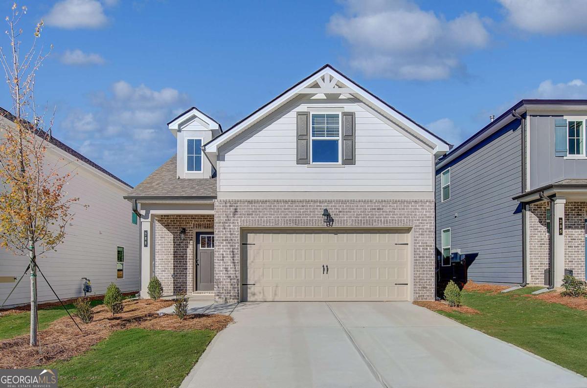 302 Abbotts Crossing Circle Property Photo 1