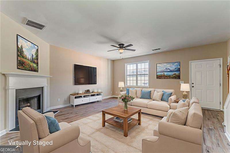 209 Enterprise Path Property Photo 3