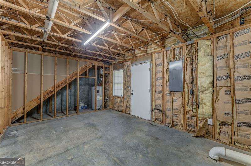 209 Enterprise Path Property Photo 6