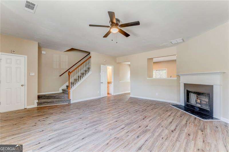 209 Enterprise Path Property Photo 31