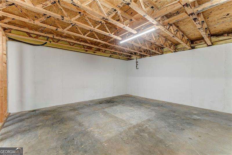 209 Enterprise Path Property Photo 35