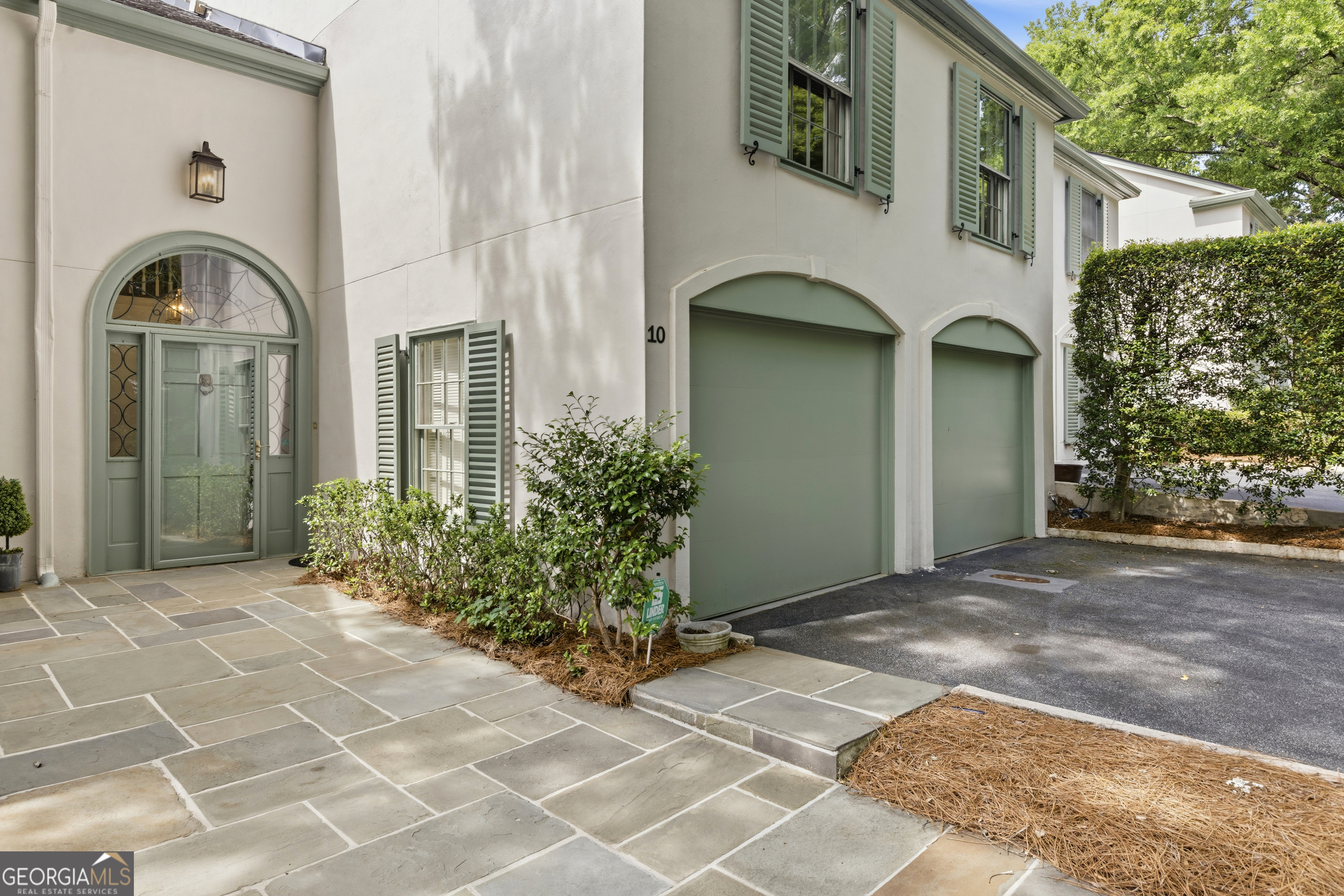10 Mooregate Square # 10 Property Photo 1