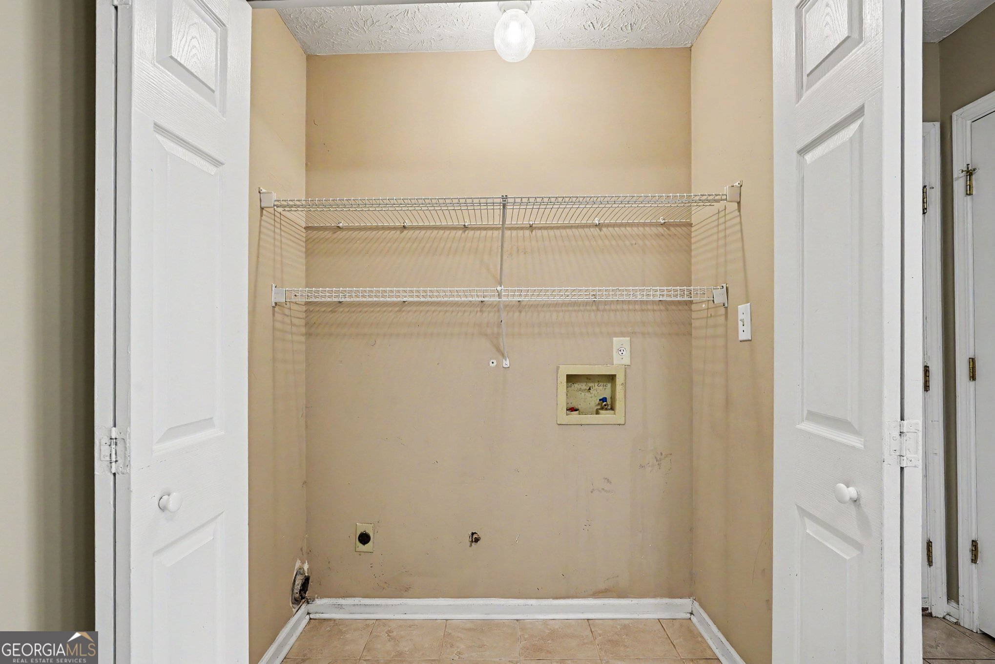 317 Creek Side Court Property Photo 22