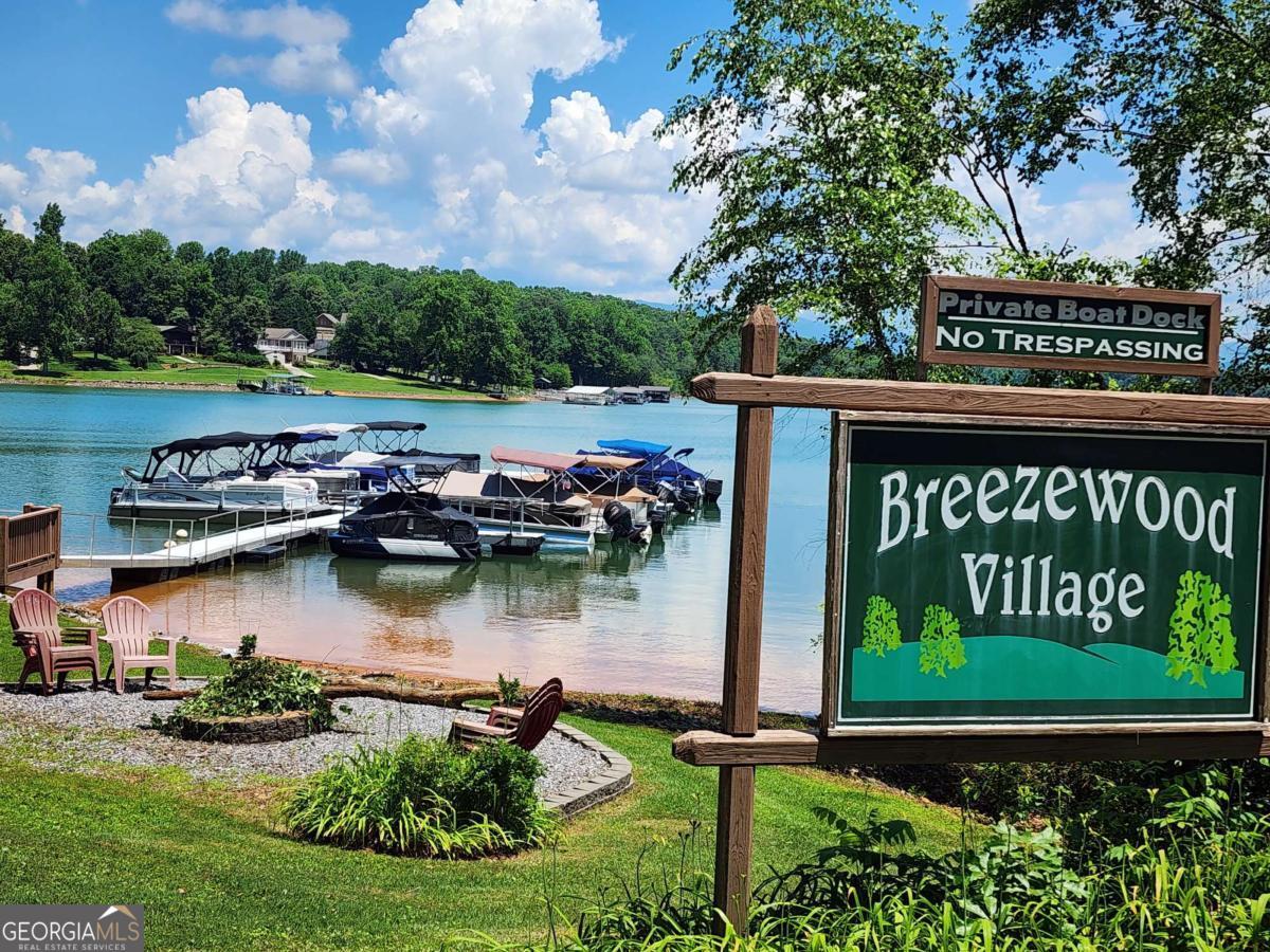 14 B Breezewood Village Property Photo 1