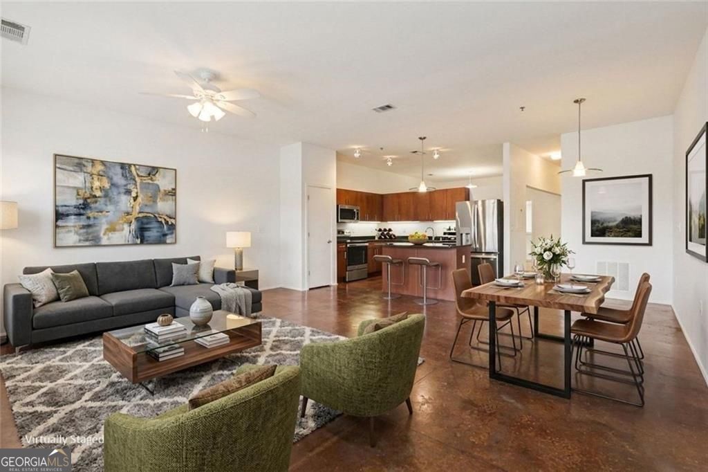 560 Dutch Valley Road NE # 2305 Property Photo 1