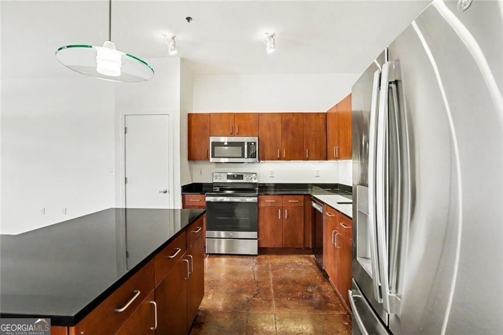 560 Dutch Valley Road Ne # 2305 Property Photo 12