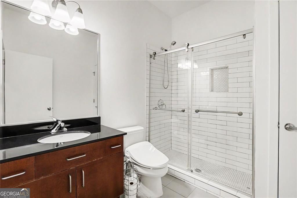 560 Dutch Valley Road Ne # 2305 Property Photo 23