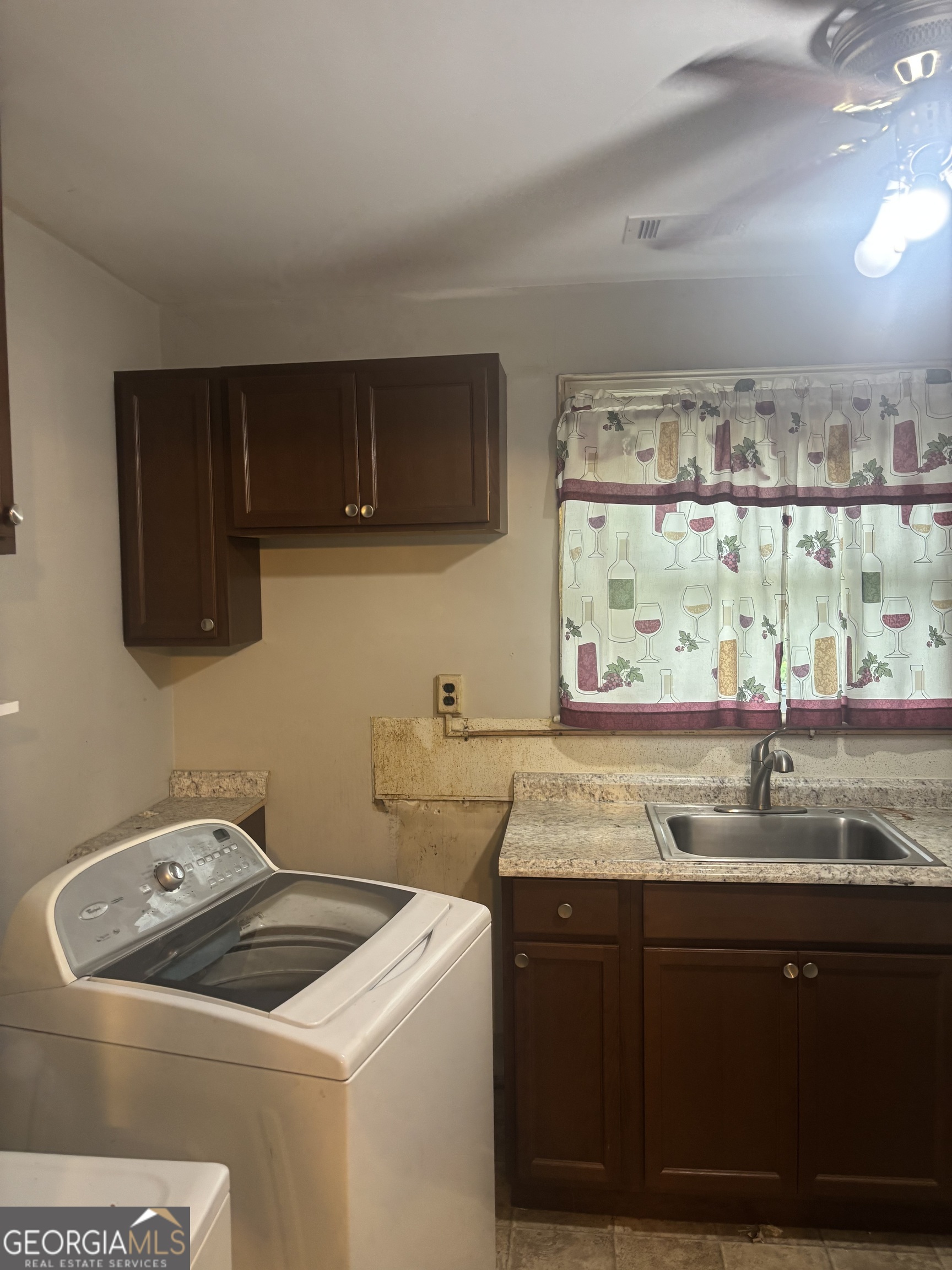 536 Allendale Drive Property Photo 6