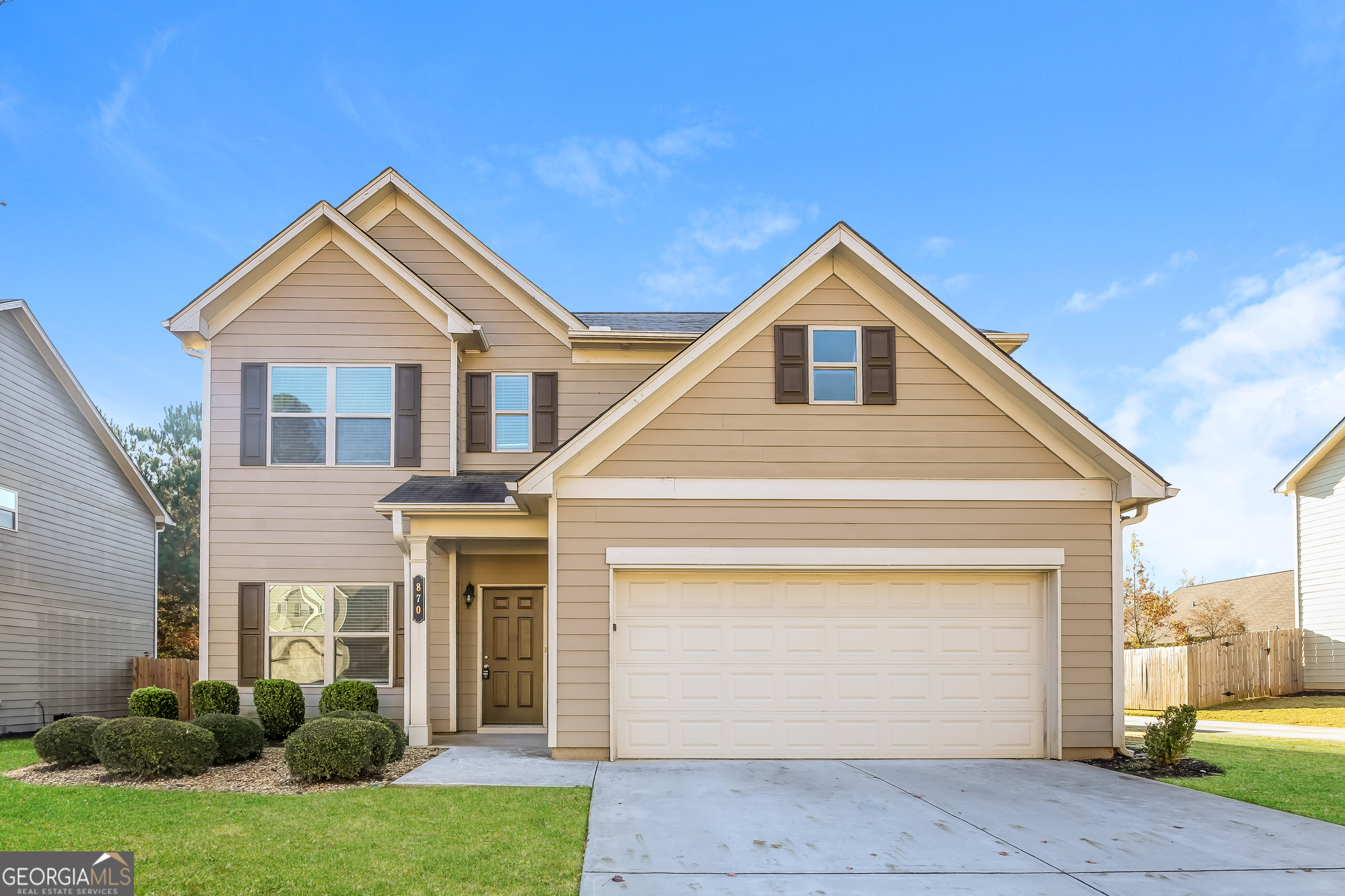 870 Walnut Woods Drive Property Photo 1