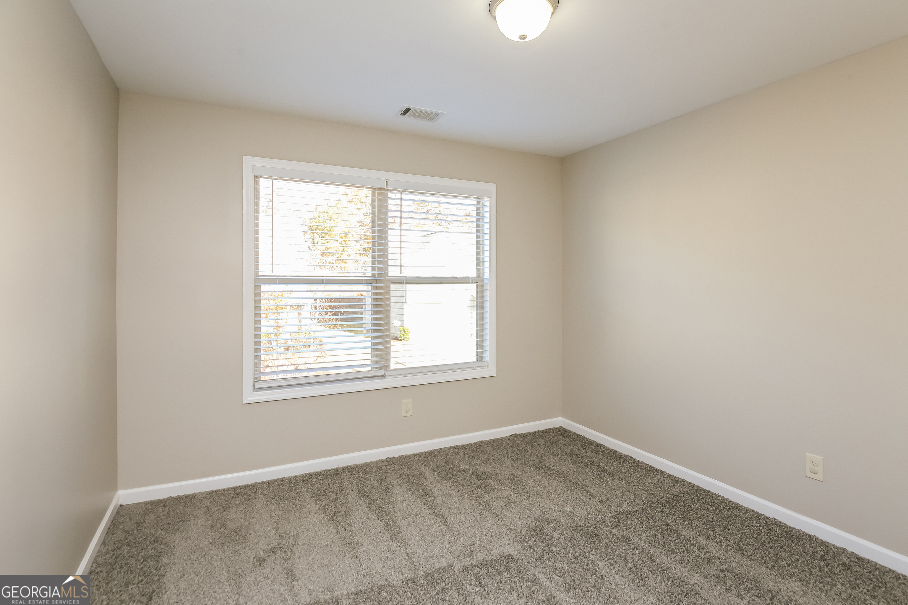 870 Walnut Woods Drive Property Photo 14