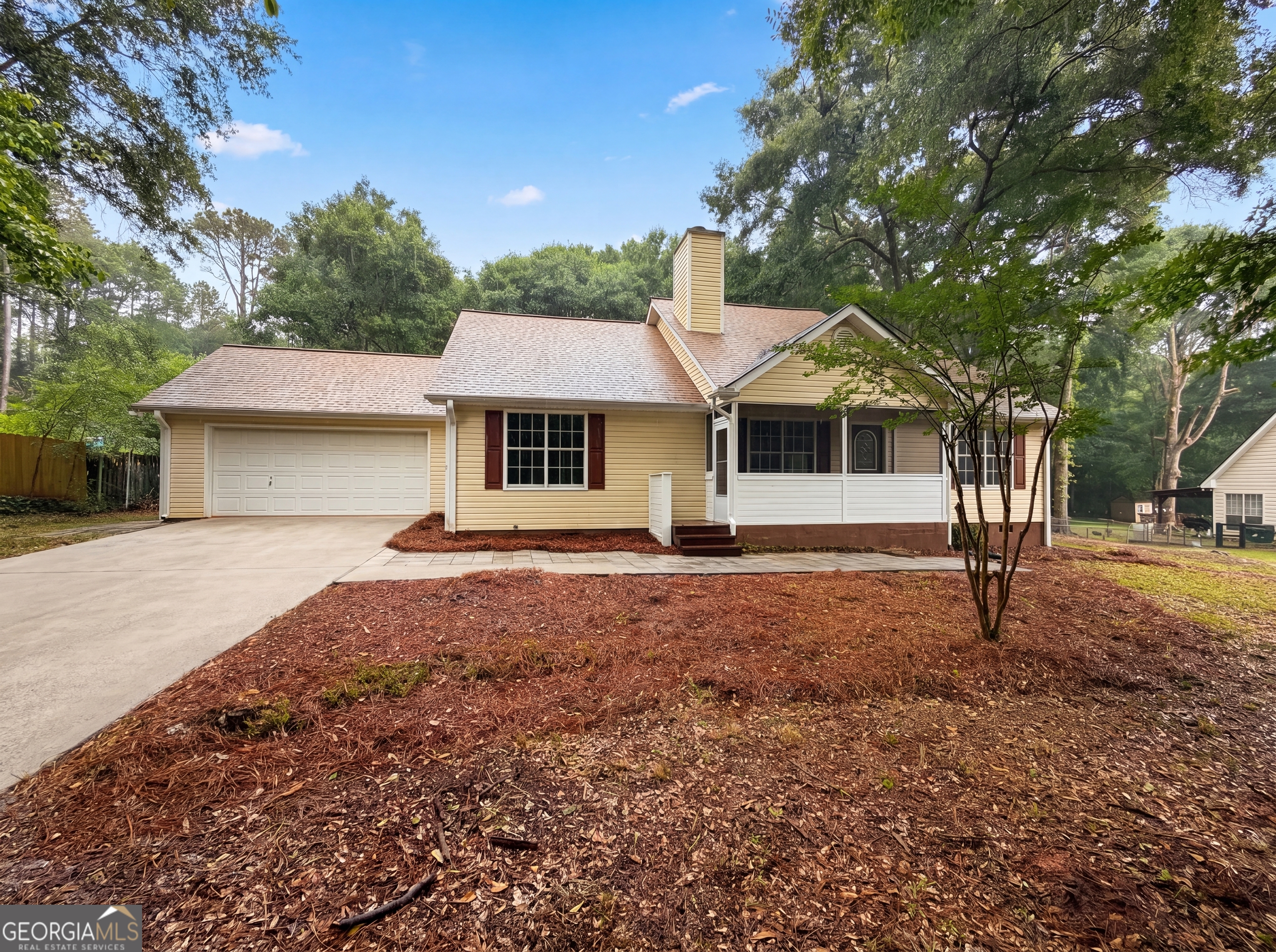 160 Regency Drive Property Photo 1