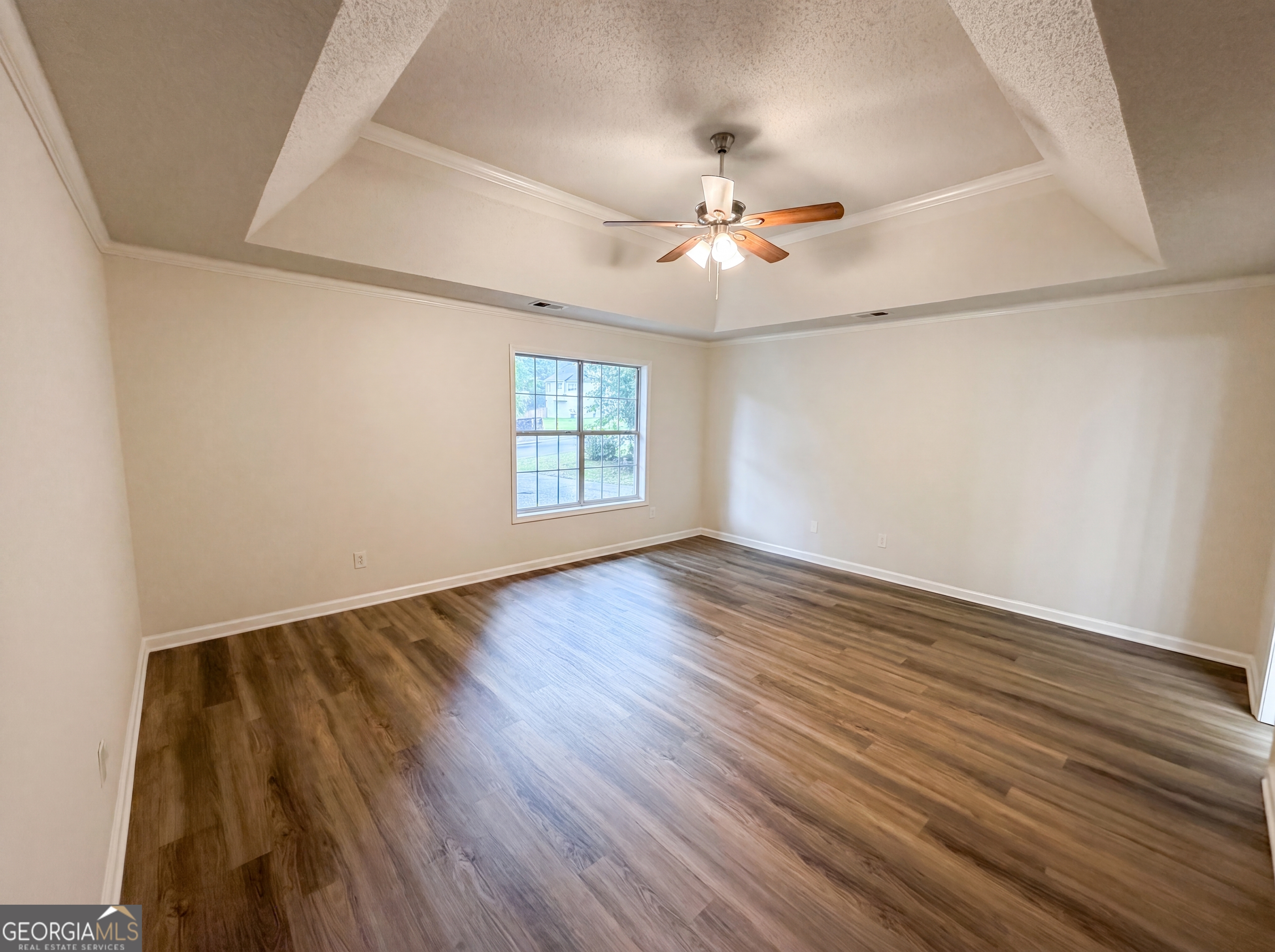 160 Regency Drive Property Photo 8