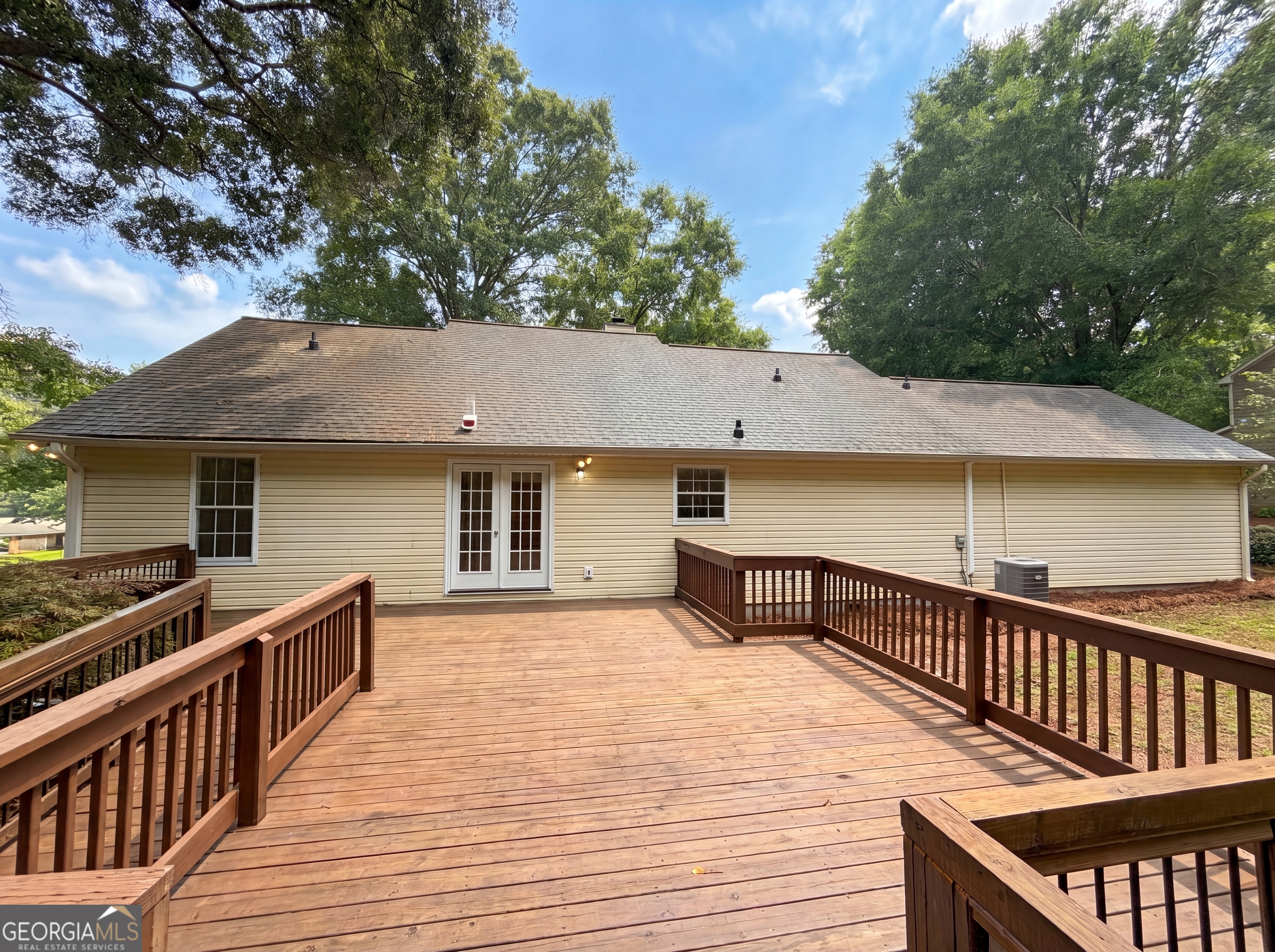 160 Regency Drive Property Photo 17