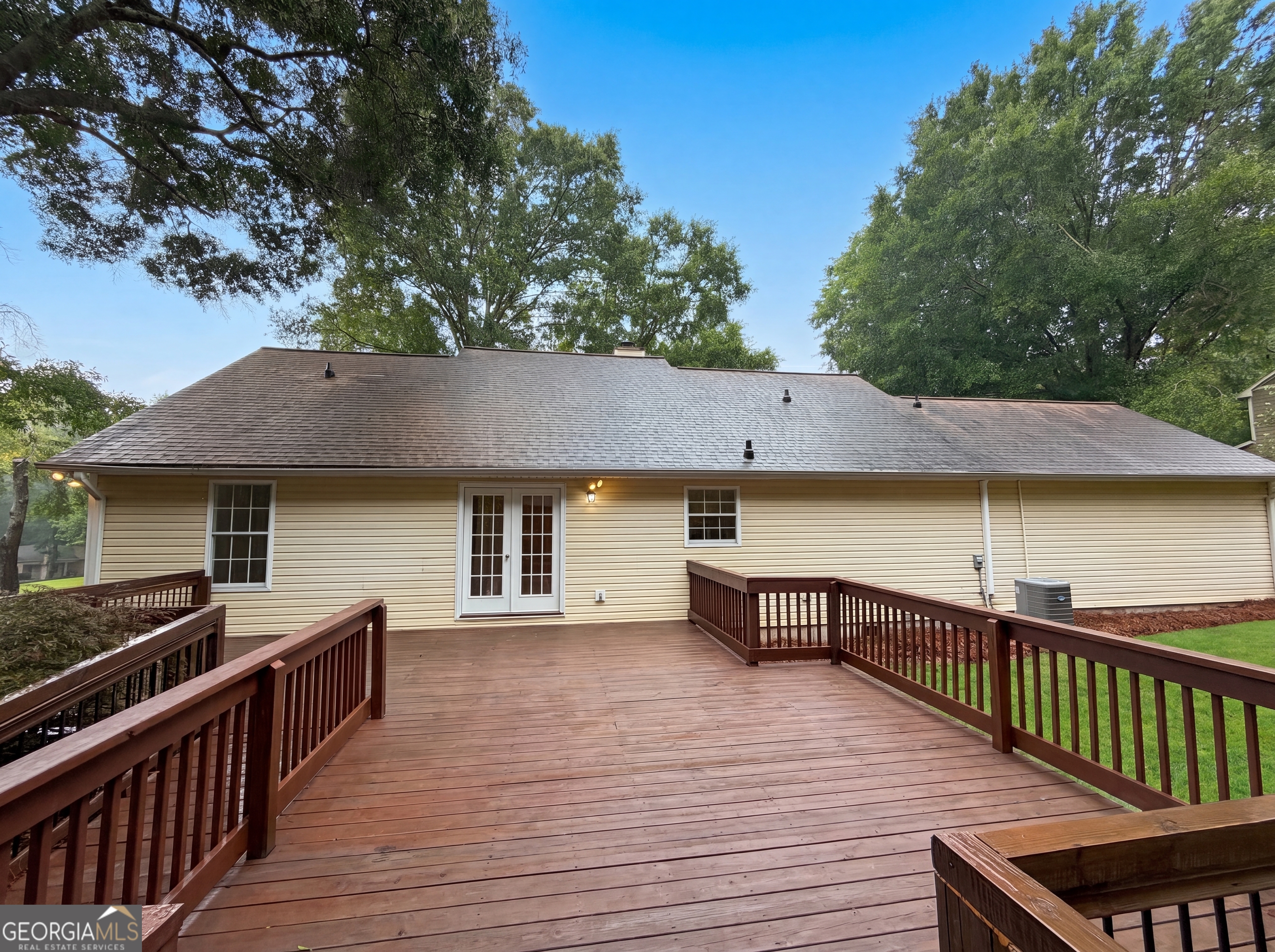160 Regency Drive Property Photo 18