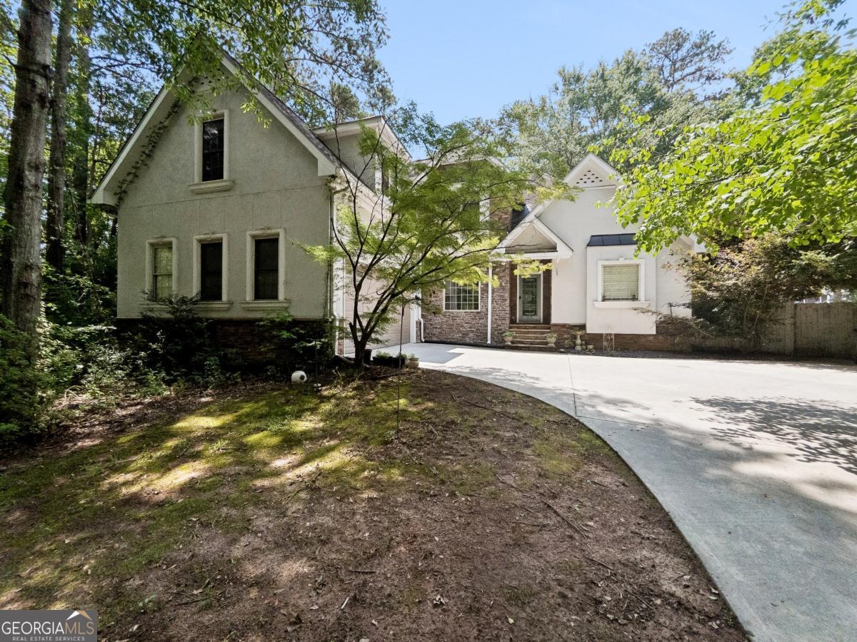 105 Telfair Court Property Photo 1