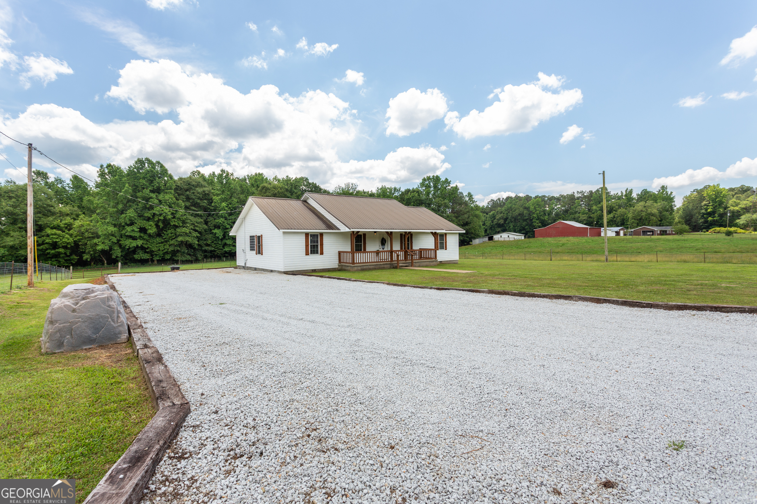 110 Windmill Road Property Photo 5