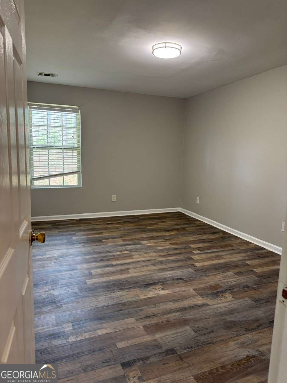 1513 Eastern Sunrise Lane Property Photo 9