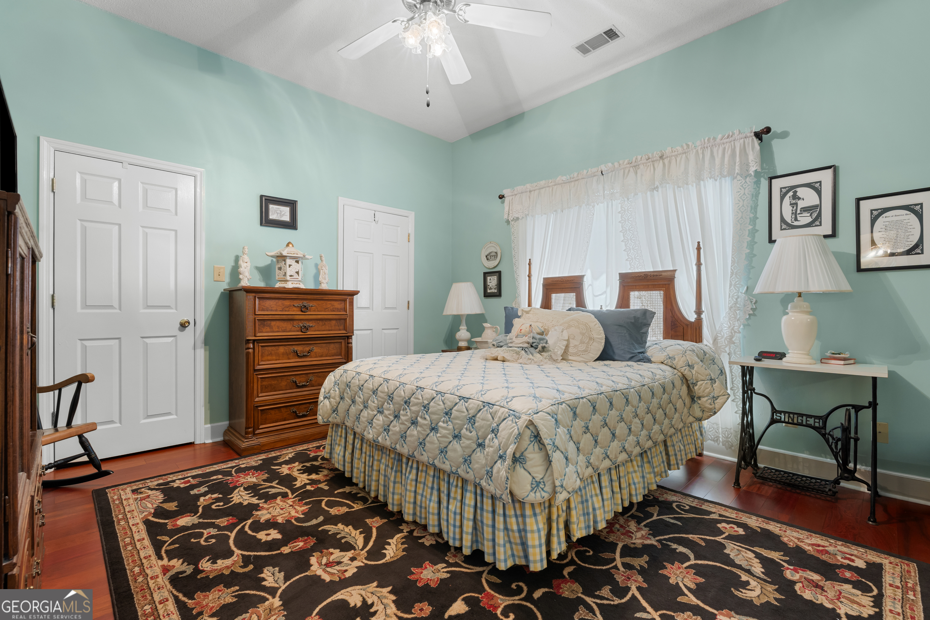 2055 Blankenbaker Road Property Photo 24