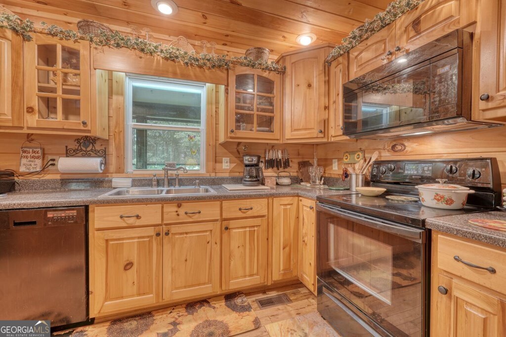 45 K D Lane Property Photo 15