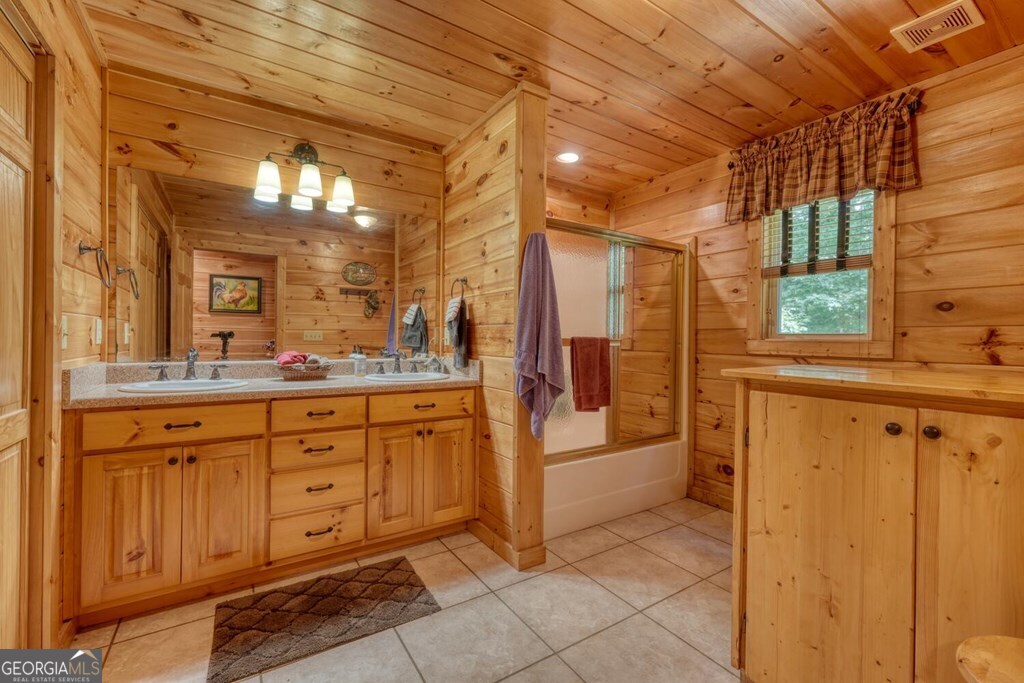 45 K D Lane Property Photo 18