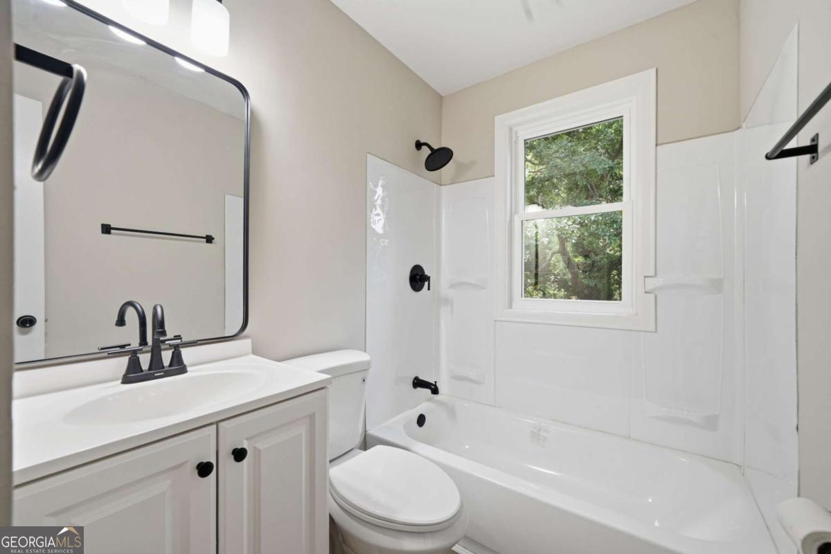 4913 Bartlett Road Property Photo 20