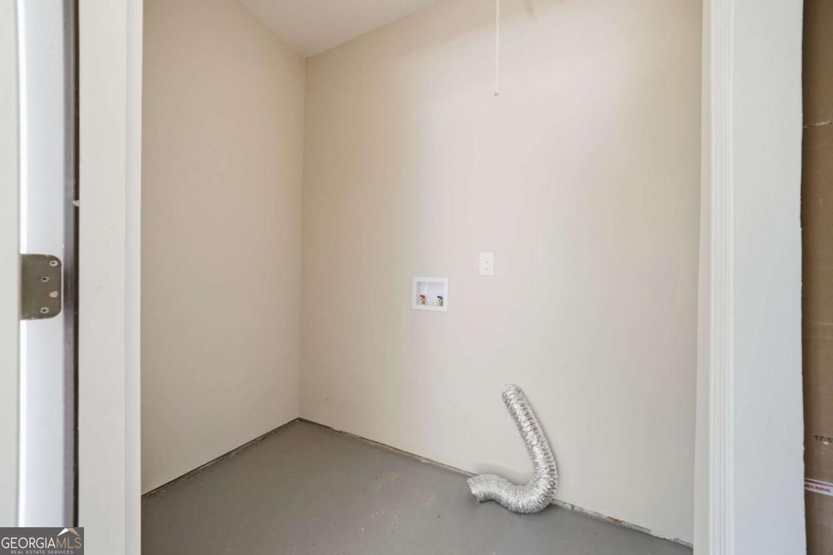 4913 Bartlett Road Property Photo 32