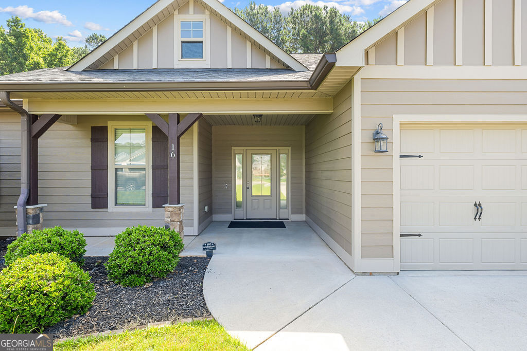 16 Round Rock Circle Ne Property Photo 2