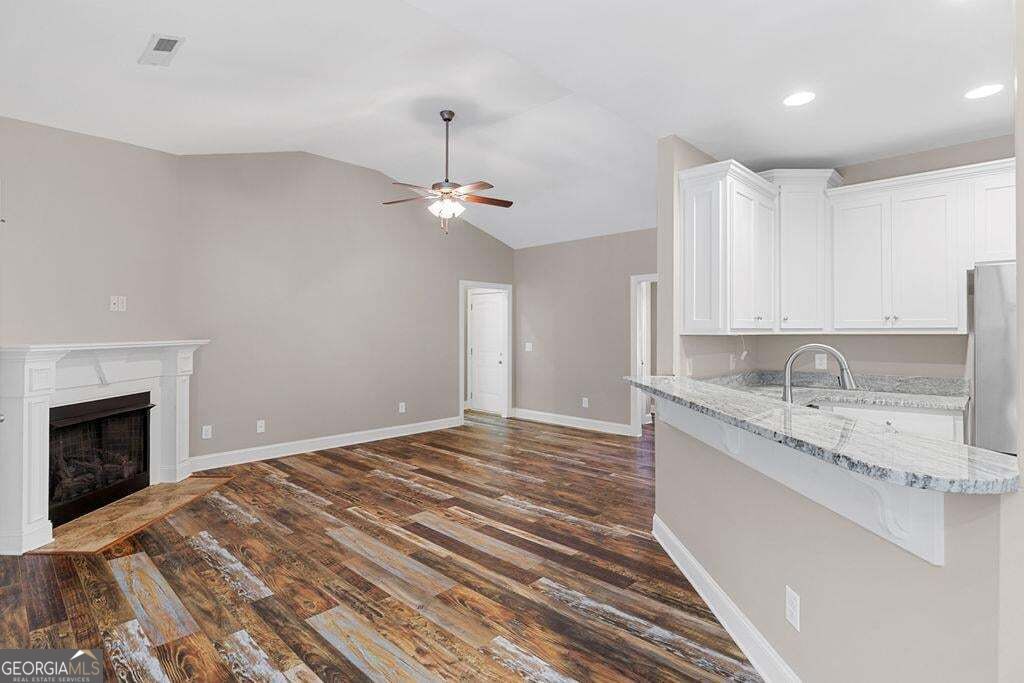 16 Round Rock Circle Ne Property Photo 6