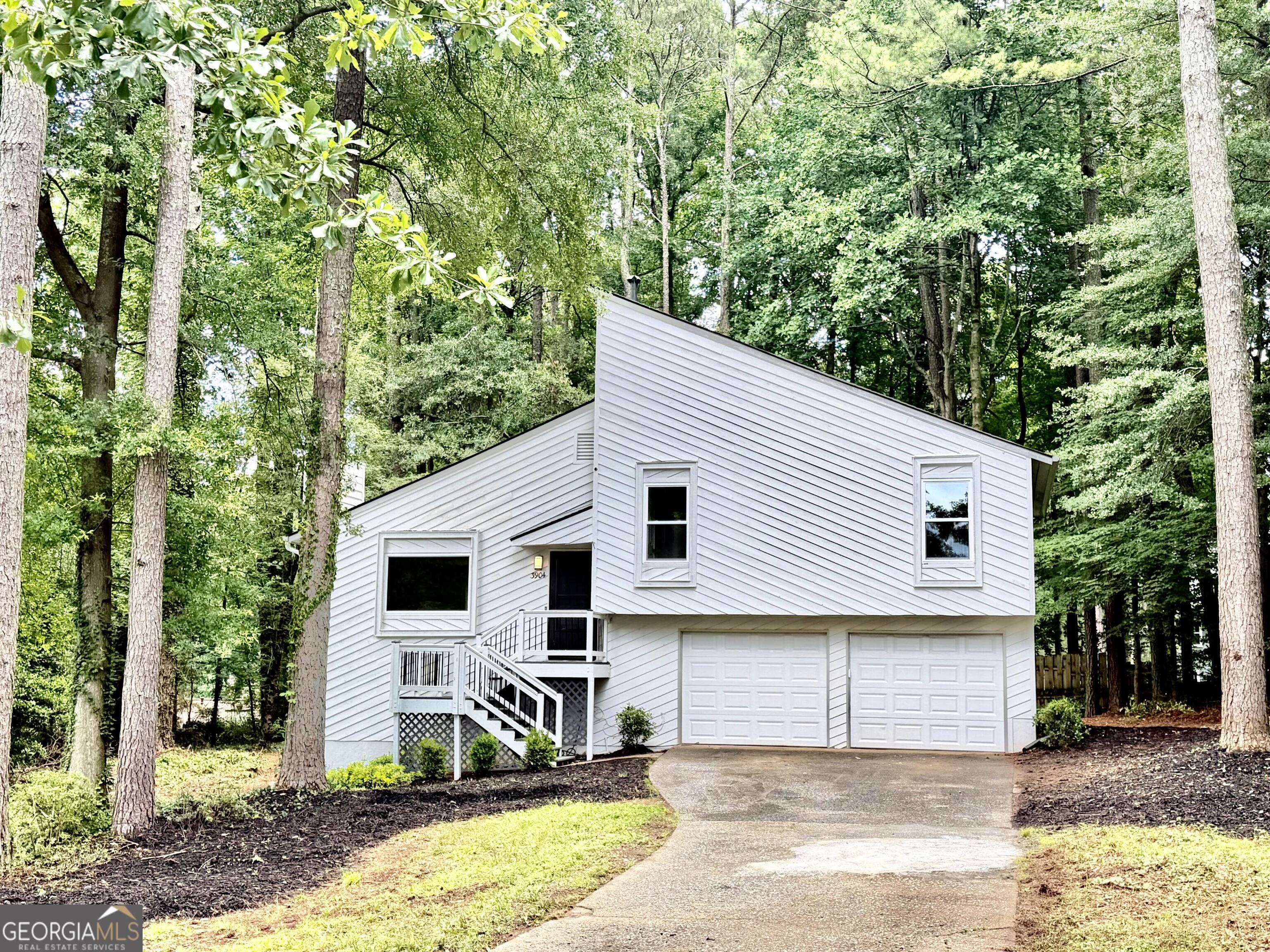 3904 Trade Wind Court